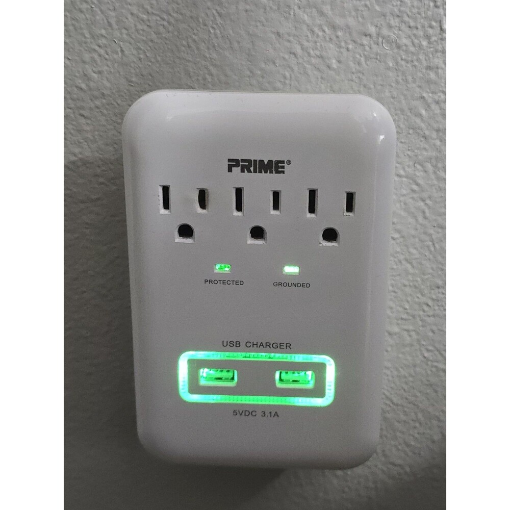 Prime 3 Outlet 900 Joules White Surge Protector PB802112 USB Charger Wall Tap